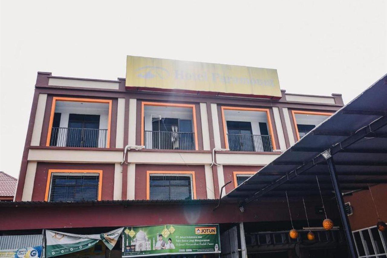 Reddoorz Plus Near Sultan Hasanuddin Airport Makassar Eksteriør billede