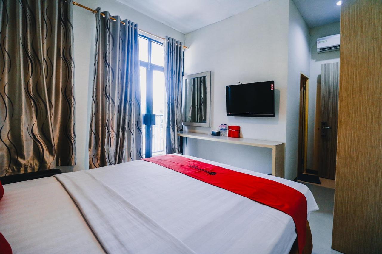 Reddoorz Plus Near Sultan Hasanuddin Airport Makassar Eksteriør billede